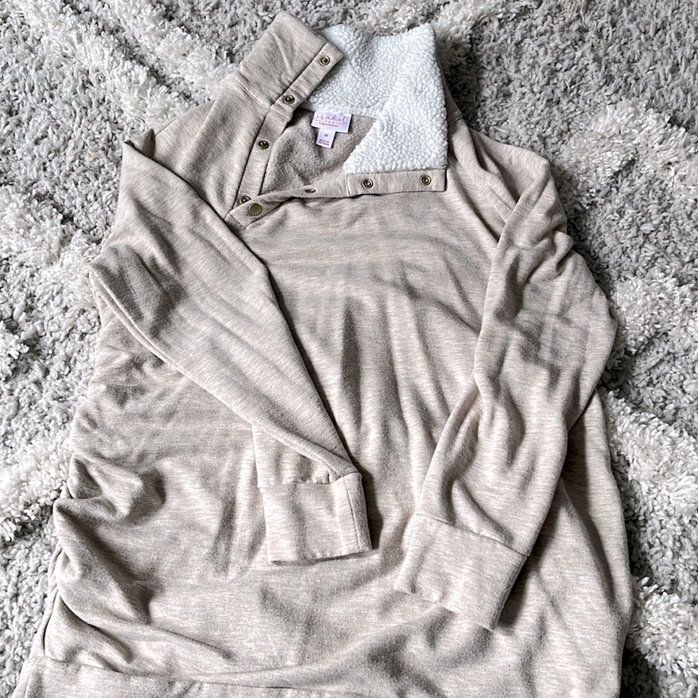 Maternity pullover